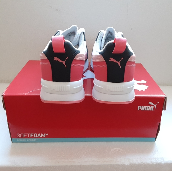 Puma - Picture 4 of 4